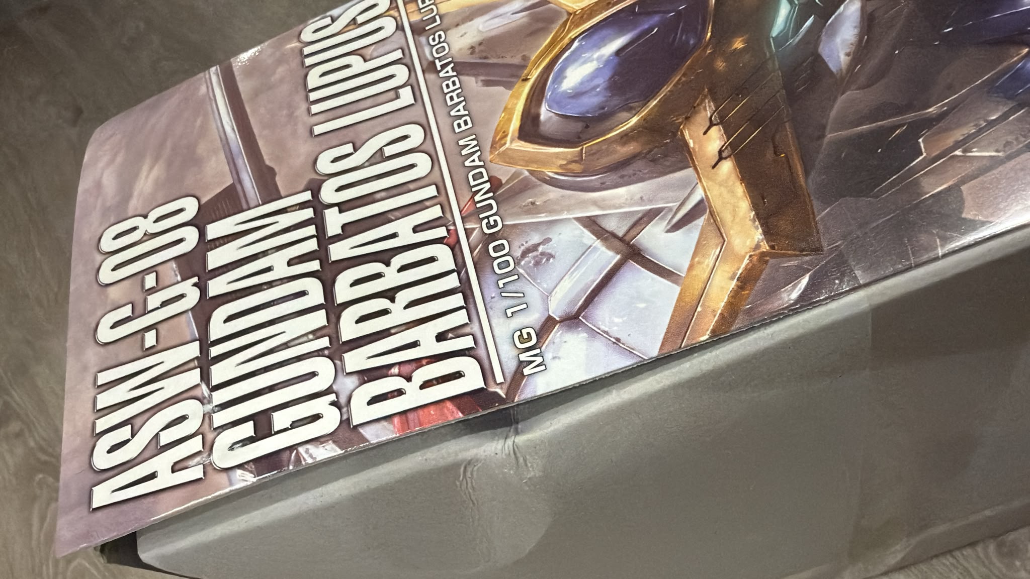 Bandai Hobby MG 1/100 GUNDAM BARBATOS LUPUS(2025) (Damaged Box, runner perfect condition)