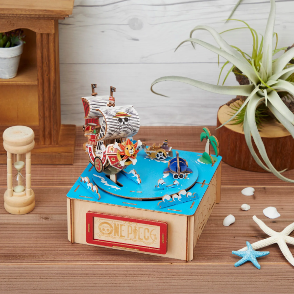 ki-gu-mi ONE PIECE Straw Hat Crew with Music Box