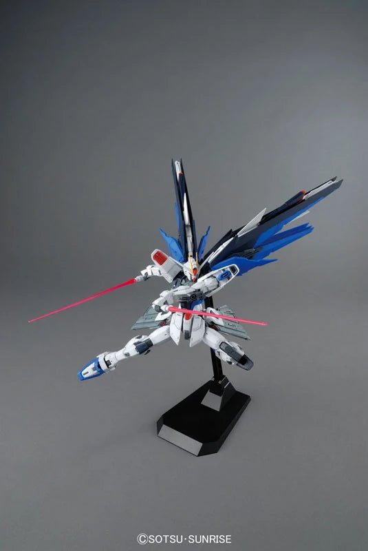 MG 1/100 Freedom Gundam Ver.2.0 (2016) - Gundam Extra - Your BEST Gunpla Supplier