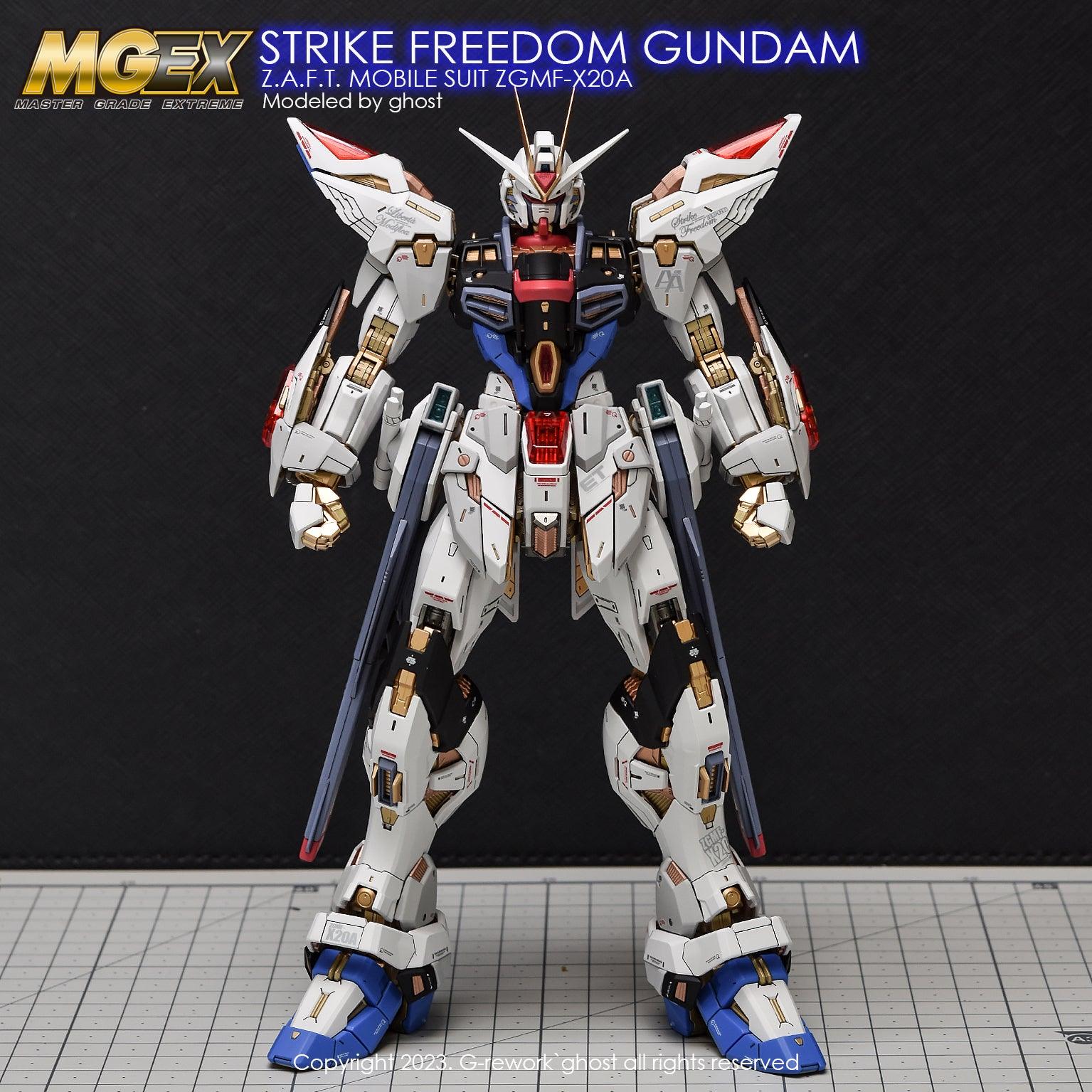 MG Strike Freedom Gundam Model Kit - 1/100 Scale Master Grade With Limited Clear Parts