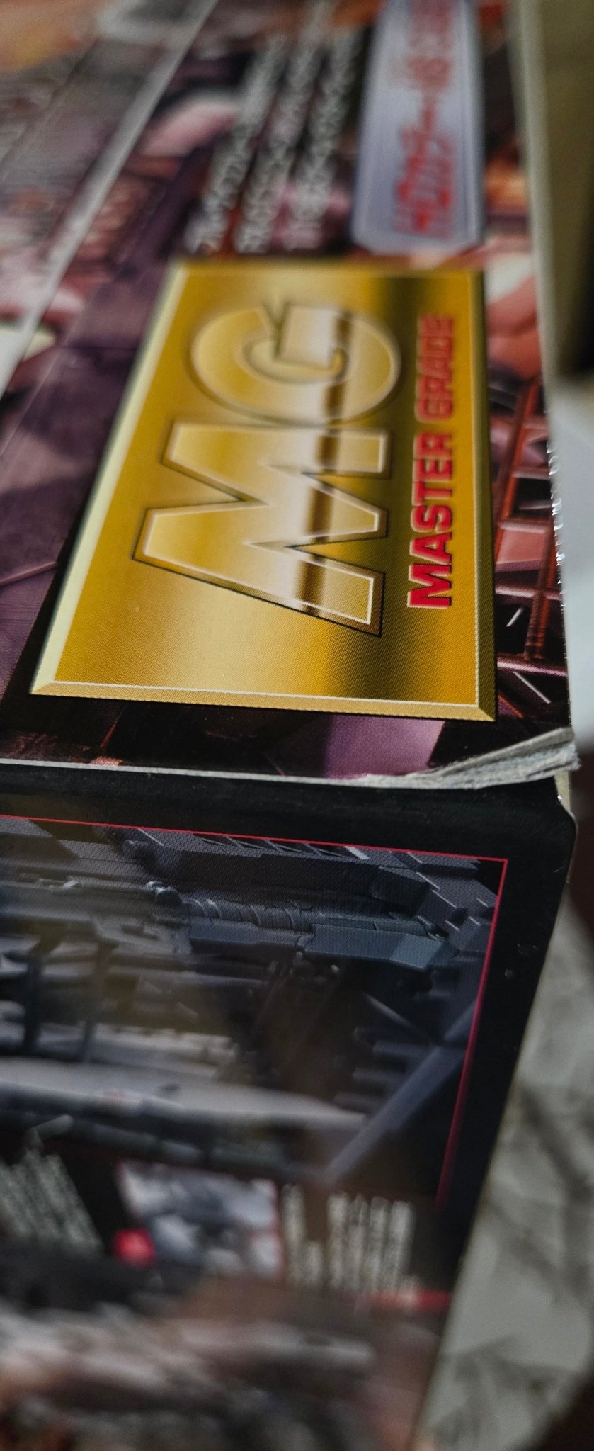 Bandai Hobby MG Unicorn Gundam (Screen Image Special with MS Cage) 1/100(2010) (Slightly Damaged Box, runner perfect condition) 1/100