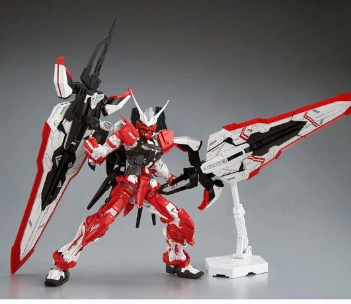 MG 1/100 MBF-02VV Gundam Astray Turn Red – Gundam Extra-Your BEST ...